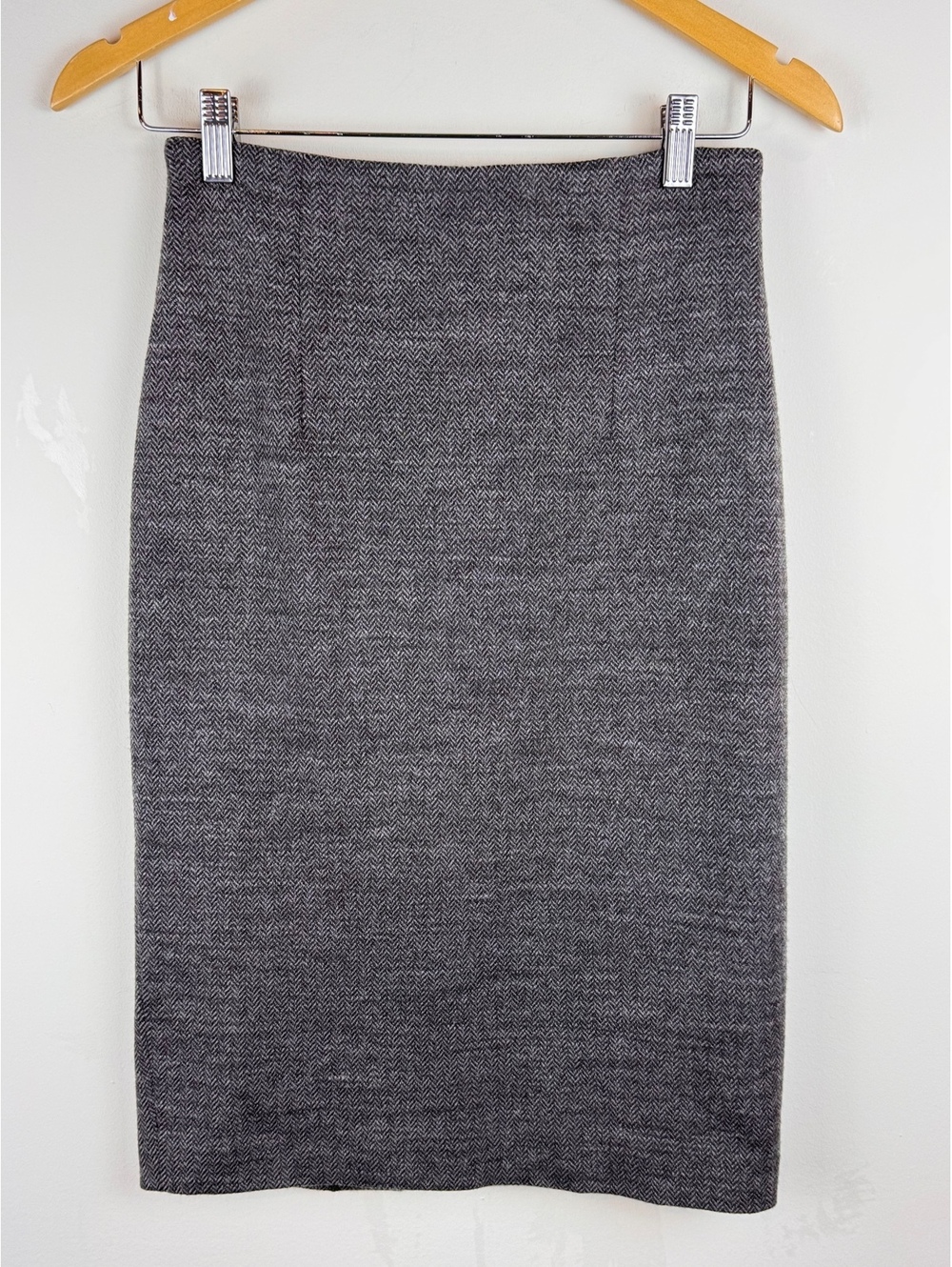 Les Copains Gray Herringbone Virgin Wool Pencil Midi Skirt IT 40 Quiet Luxury